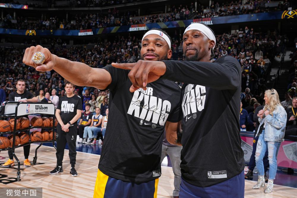 已经在向外 已经在向外